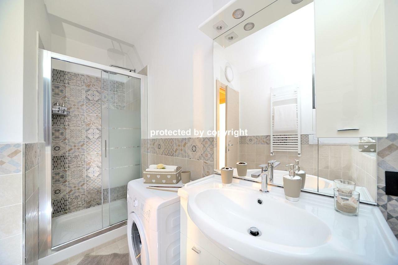 Вілла Luxury Penthouse Sea View Корнілья Екстер'єр фото